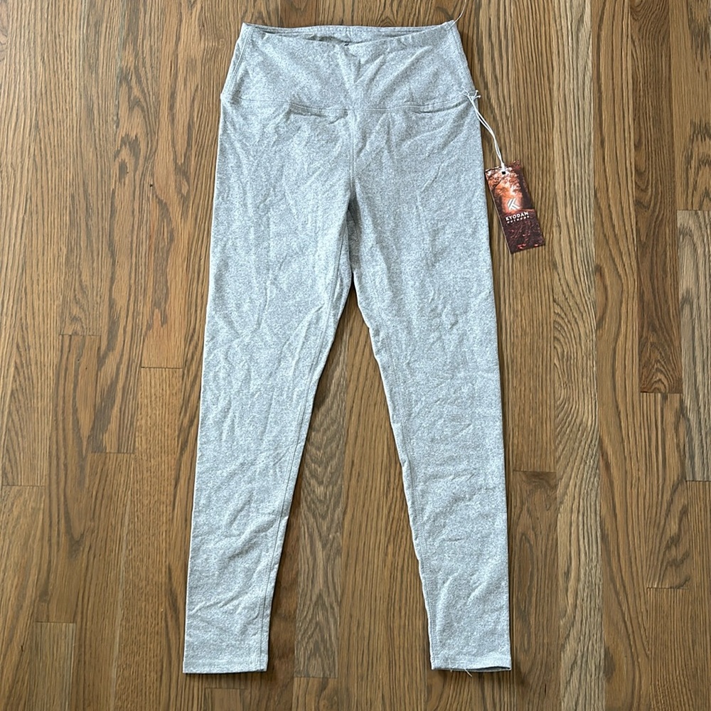 Kyodan Outdoor Leggings sz Small Women's Light Grey Ultra High Rise Soft Nylon